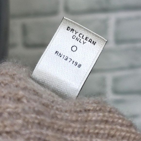 Neiman Marcus Womens S Beige Cashmere Cold Shoulder Ribbed Knit Sweater - Picture 8 of 8